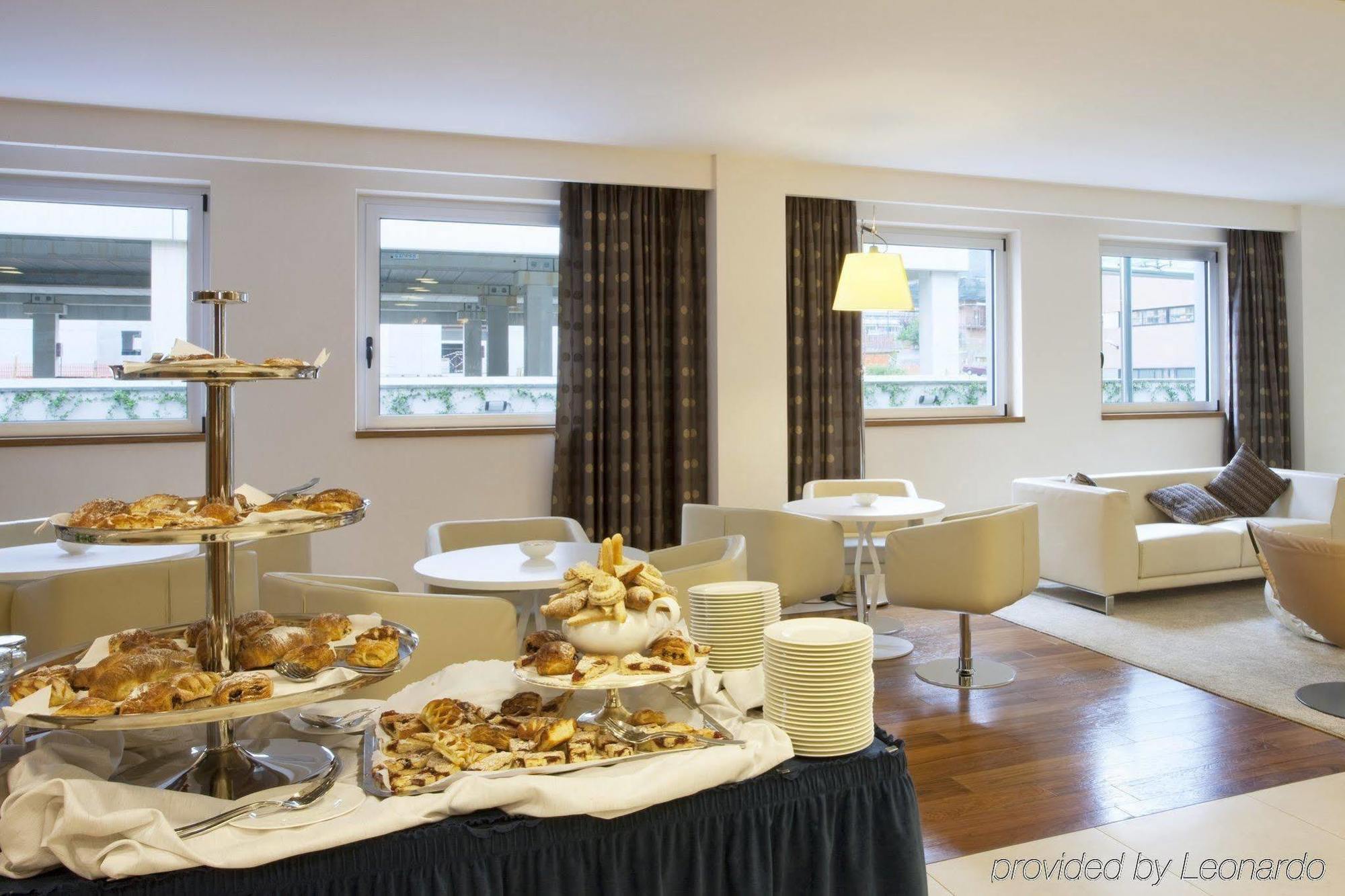 Holiday Inn Salerno-Cava De' Tirreni By Ihg Restaurant foto