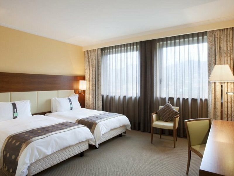 Holiday Inn Salerno-Cava De' Tirreni By Ihg Exterior foto